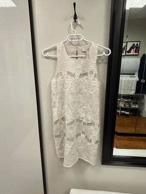 BCBGMaxAzria Ivory Lace Overlay Sleeveless Shift Dress